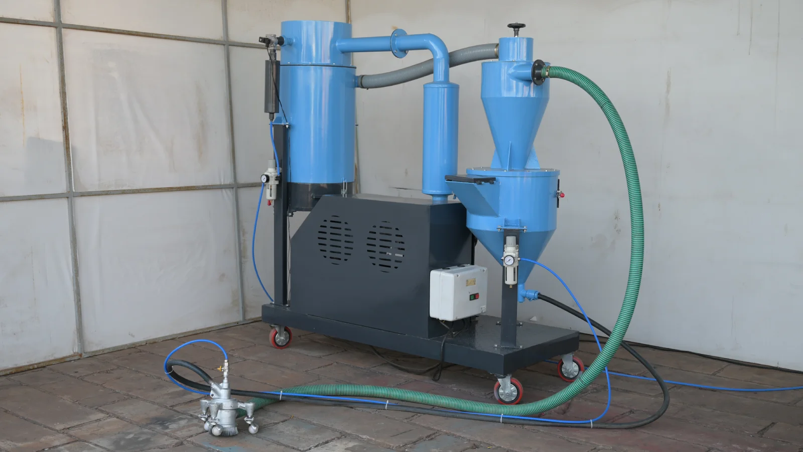 Vacuum Blasting Machine - Vietnam
